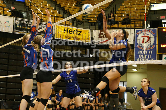Otis-Bison defeated Beloit St. John's-Tipton in a semifinal game at the KSHSAA Class 1AD2 Volleyball State Championship on Saturday, October 28, 2017.  (Photo: Everett Royer, www.ksportsimages.com)