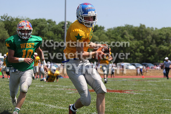 The East defeated the West 28-20 in OT in the Kansas 8 Man D2  Football game in Beloit on Saturday, June 10, 2017.  (Photo: Everett Royer, www.ksportsimages.com)