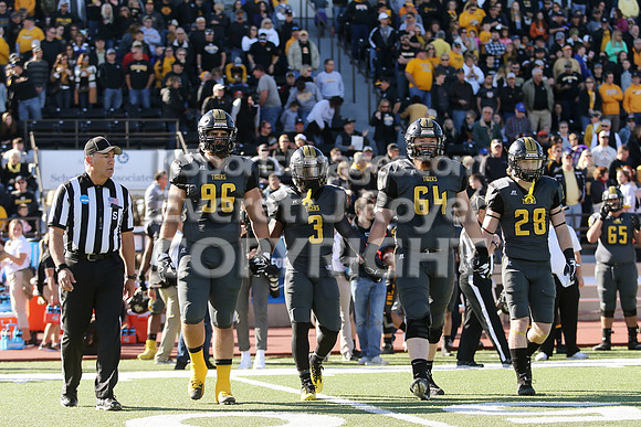 Ferris State defeated Fort Hays State University 31-21 in a second round NCAA D2 playoff game at Lewis Field Stadium in Hays, KS on Saturday, November 25, 2017. (Photo: Everett Royer, www.ksportsimage