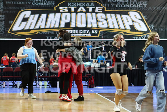 Little River vs Centralia - 1AD1 Volleyball Championship Match