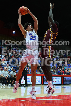 NJCAA D1 Men's National Championship Basketball Semifinal Game, Barton vs Indian Hills.