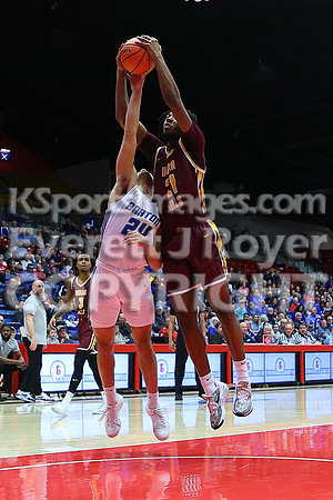 NJCAA D1 Men's National Championship Basketball Semifinal Game, Barton vs Indian Hills.