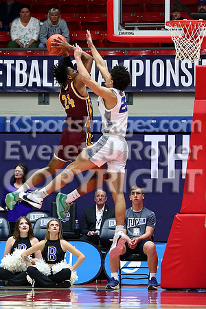 NJCAA D1 Men's National Championship Basketball Semifinal Game, Barton vs Indian Hills.