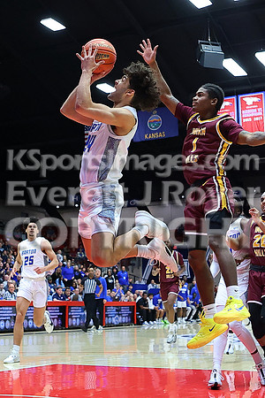 NJCAA D1 Men's National Championship Basketball Semifinal Game, Barton vs Indian Hills.