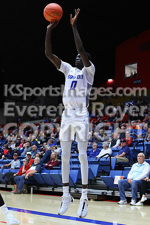 NJCAA D1 Men's National Championship Basketball Semifinal Game, Barton vs Indian Hills.