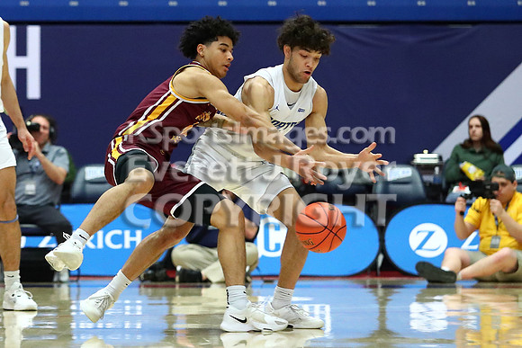 NJCAA D1 Men's National Championship Basketball Semifinal Game, Barton vs Indian Hills.