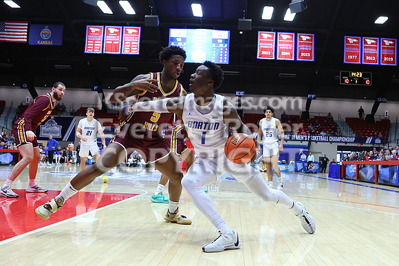 NJCAA D1 Men's National Championship Basketball Semifinal Game, Barton vs Indian Hills.