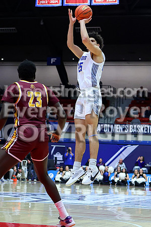 NJCAA D1 Men's National Championship Basketball Semifinal Game, Barton vs Indian Hills.
