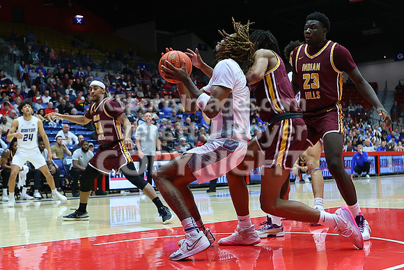 NJCAA D1 Men's National Championship Basketball Semifinal Game, Barton vs Indian Hills.