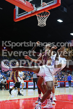 NJCAA D1 Men's National Championship Basketball Semifinal Game, Barton vs Indian Hills.