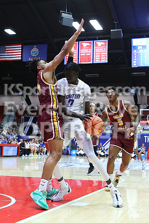 NJCAA D1 Men's National Championship Basketball Semifinal Game, Barton vs Indian Hills.