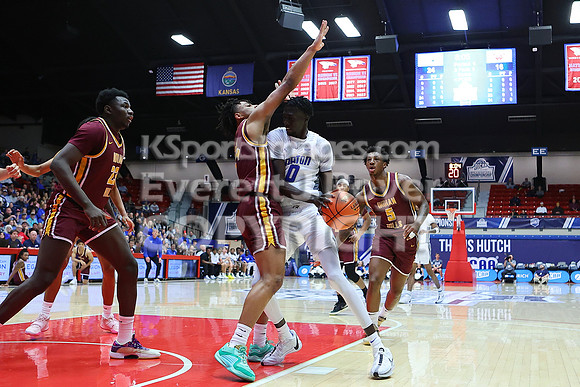 NJCAA D1 Men's National Championship Basketball Semifinal Game, Barton vs Indian Hills.
