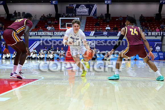 NJCAA D1 Men's National Championship Basketball Semifinal Game, Barton vs Indian Hills.