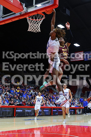 NJCAA D1 Men's National Championship Basketball Semifinal Game, Barton vs Indian Hills.