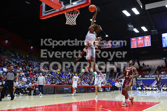 NJCAA D1 Men's National Championship Basketball Semifinal Game, Barton vs Indian Hills.
