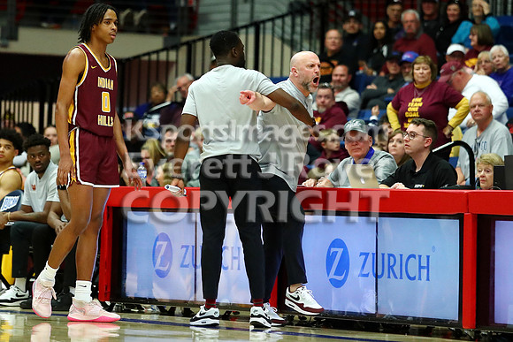 NJCAA D1 Men's National Championship Basketball Semifinal Game, Barton vs Indian Hills.