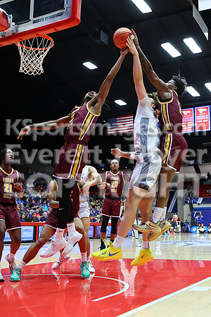 NJCAA D1 Men's National Championship Basketball Semifinal Game, Barton vs Indian Hills.