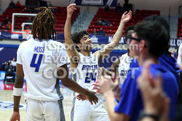 NJCAA D1 Men's National Championship Basketball Semifinal Game, Barton vs Indian Hills.