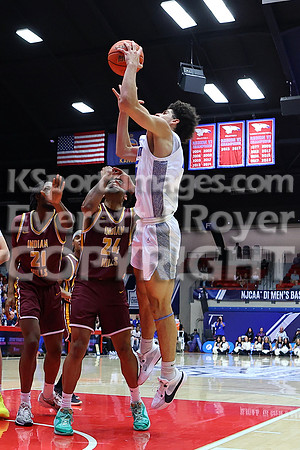 NJCAA D1 Men's National Championship Basketball Semifinal Game, Barton vs Indian Hills.