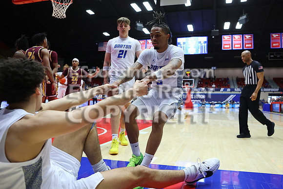 NJCAA D1 Men's National Championship Basketball Semifinal Game, Barton vs Indian Hills.