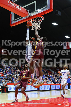 NJCAA D1 Men's National Championship Basketball Semifinal Game, Barton vs Indian Hills.