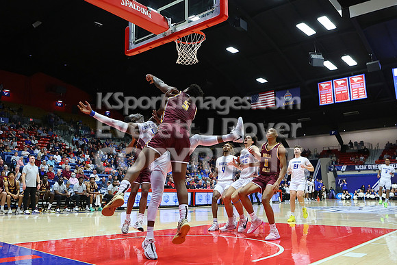 NJCAA D1 Men's National Championship Basketball Semifinal Game, Barton vs Indian Hills.