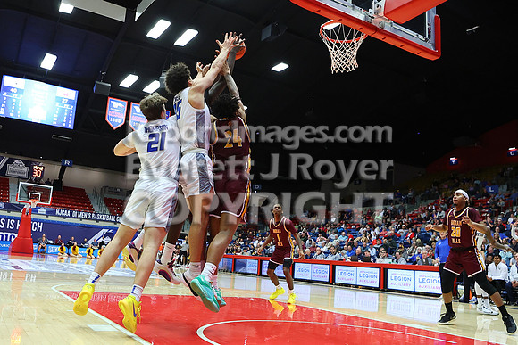 NJCAA D1 Men's National Championship Basketball Semifinal Game, Barton vs Indian Hills.