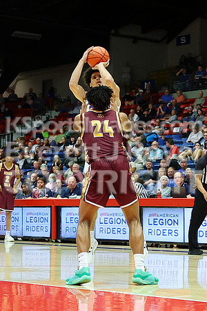 NJCAA D1 Men's National Championship Basketball Semifinal Game, Barton vs Indian Hills.