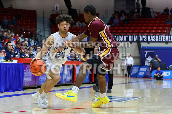 NJCAA D1 Men's National Championship Basketball Semifinal Game, Barton vs Indian Hills.