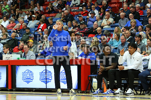 NJCAA D1 Men's National Championship Basketball Semifinal Game, Barton vs Indian Hills.