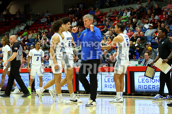 NJCAA D1 Men's National Championship Basketball Semifinal Game, Barton vs Indian Hills.