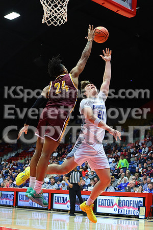 NJCAA D1 Men's National Championship Basketball Semifinal Game, Barton vs Indian Hills.