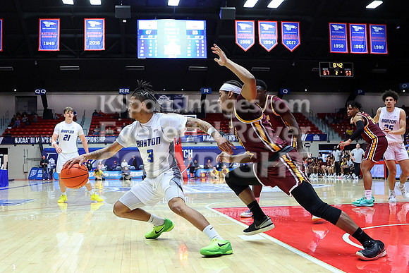 NJCAA D1 Men's National Championship Basketball Semifinal Game, Barton vs Indian Hills.