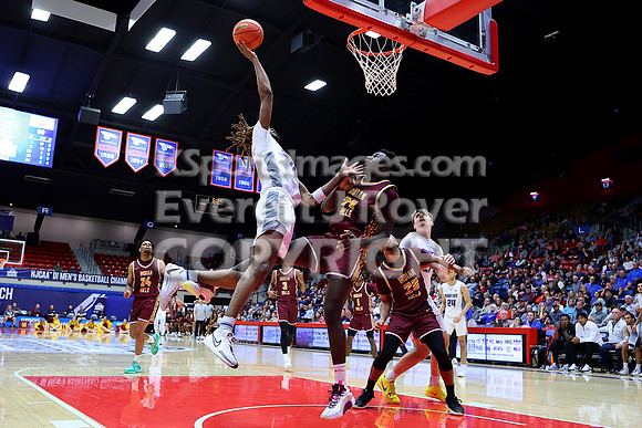 NJCAA D1 Men's National Championship Basketball Semifinal Game, Barton vs Indian Hills.