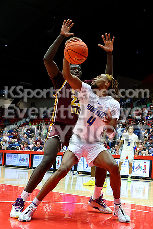 NJCAA D1 Men's National Championship Basketball Semifinal Game, Barton vs Indian Hills.