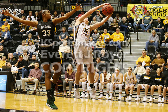 Fort Hays State vs Northeastern State Women's Basketball. Saturday, January 10, 2019.