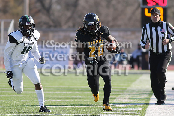 Fort Hays State University vs Northeastern State Football, Saturday, November 10, 2018.