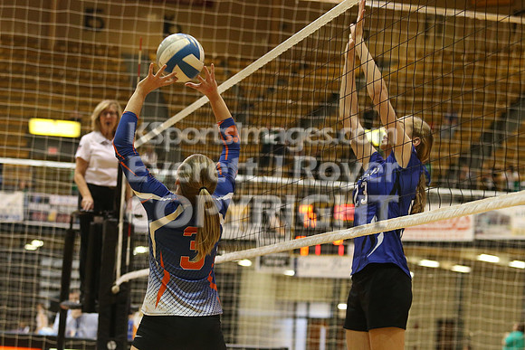 Otis-Bison defeated Beloit St. John's-Tipton in a semifinal game at the KSHSAA Class 1AD2 Volleyball State Championship on Saturday, October 28, 2017.  (Photo: Everett Royer, www.ksportsimages.com)