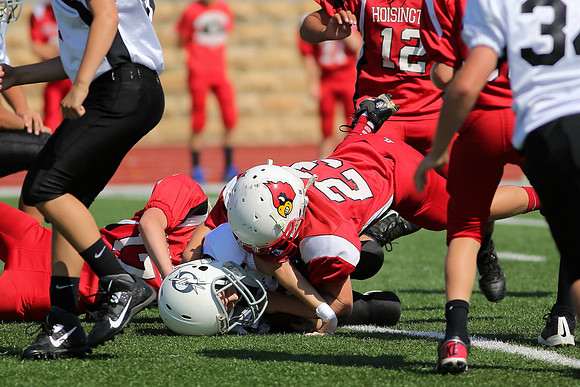 Hoisington vs. Hays 6th Grade Football
