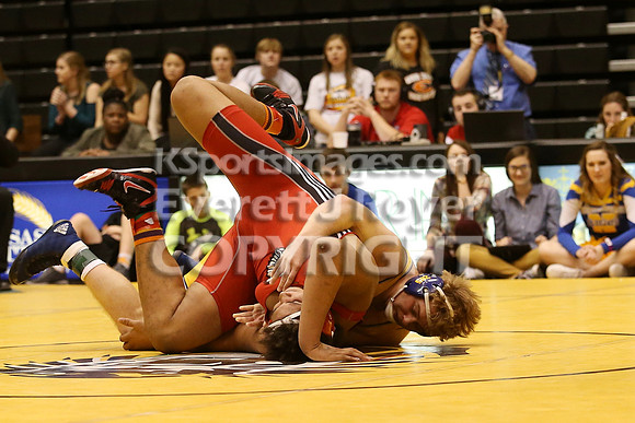 At 285,  Collyn Auker, Norton defeated  Taye Washington, Hoxie 6-1 in the 3-2-1A 2017 KSHSAA Wrestling Championship Finals, Saturday, February 25, 2017.