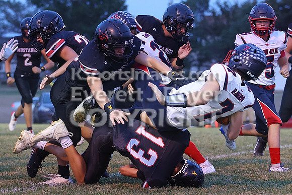 Clifton Clyde vs Sylvan-Lucan Football
