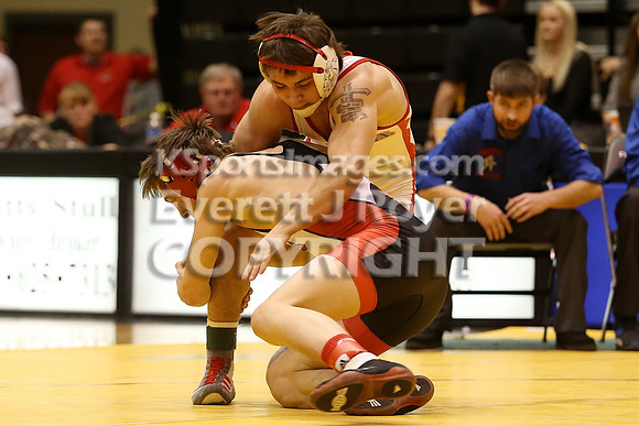 At 132, Dayton Porsch, Hoxie defeated Riley Tubbs, Wabaunsee 7-3 in the 3-2-1A 2017 KSHSAA Wrestling Championship Finals, Saturday, February 25, 2017.