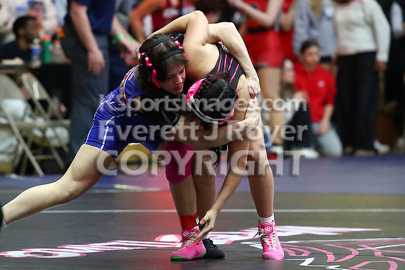 Kaylynn Crawford (Ellinwood HS) 26-16, Fr. over Angela Berreras (Leoti-Wichita County HS) 33-15, So. (Fall 3:25)