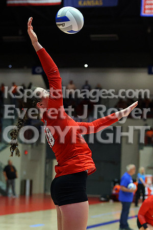 Hoisington vs Neodesha Pool Play at the 3A State Volleyball Tournament