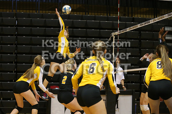 Garden Plain vs  Maranatha 2A Volleyball
