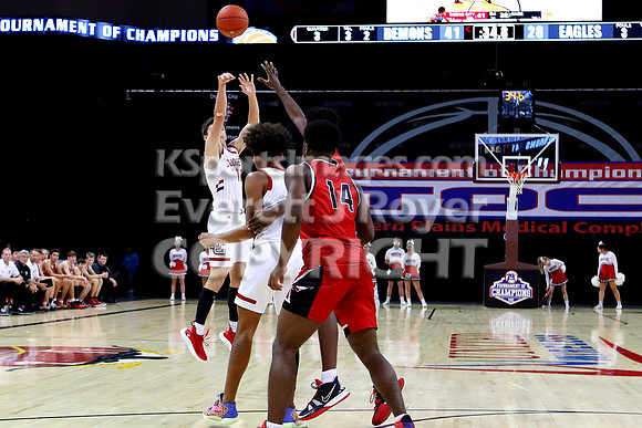 Dodge City vs Maize Boys Basketball
