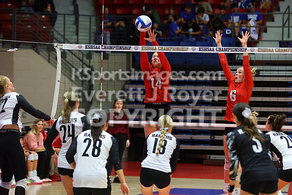 Hoisington vs Neodesha Pool Play at the 3A State Volleyball Tournament