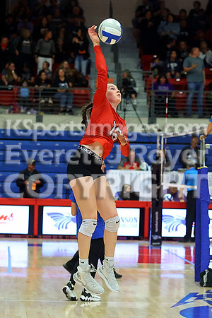 Hoisington vs Neodesha Pool Play at the 3A State Volleyball Tournament