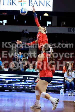 Maranatha Academy vs Ellinwood 2A State Volleyball Tournament