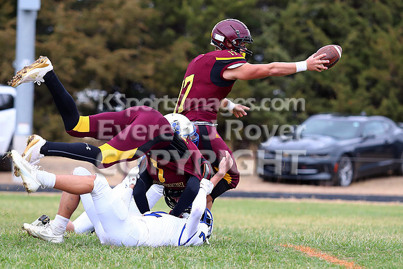 Victoria vs Wallace County 8MD2 Playoff Football Game